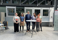 Eröffnung mit Vizerektor Mannsberger